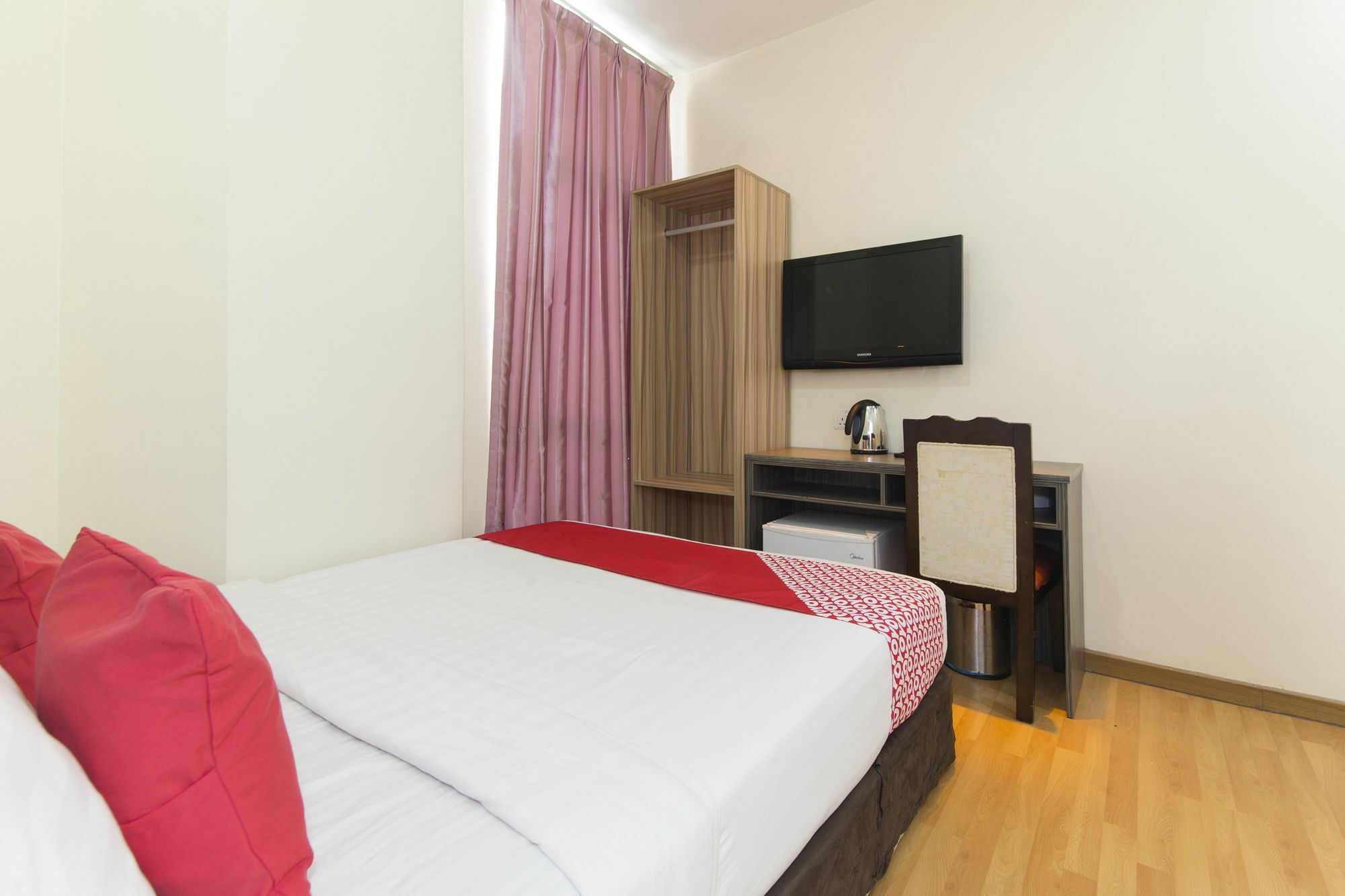 Super Oyo 331 I Boutique Hotel Petaling Jaya Bagian luar foto