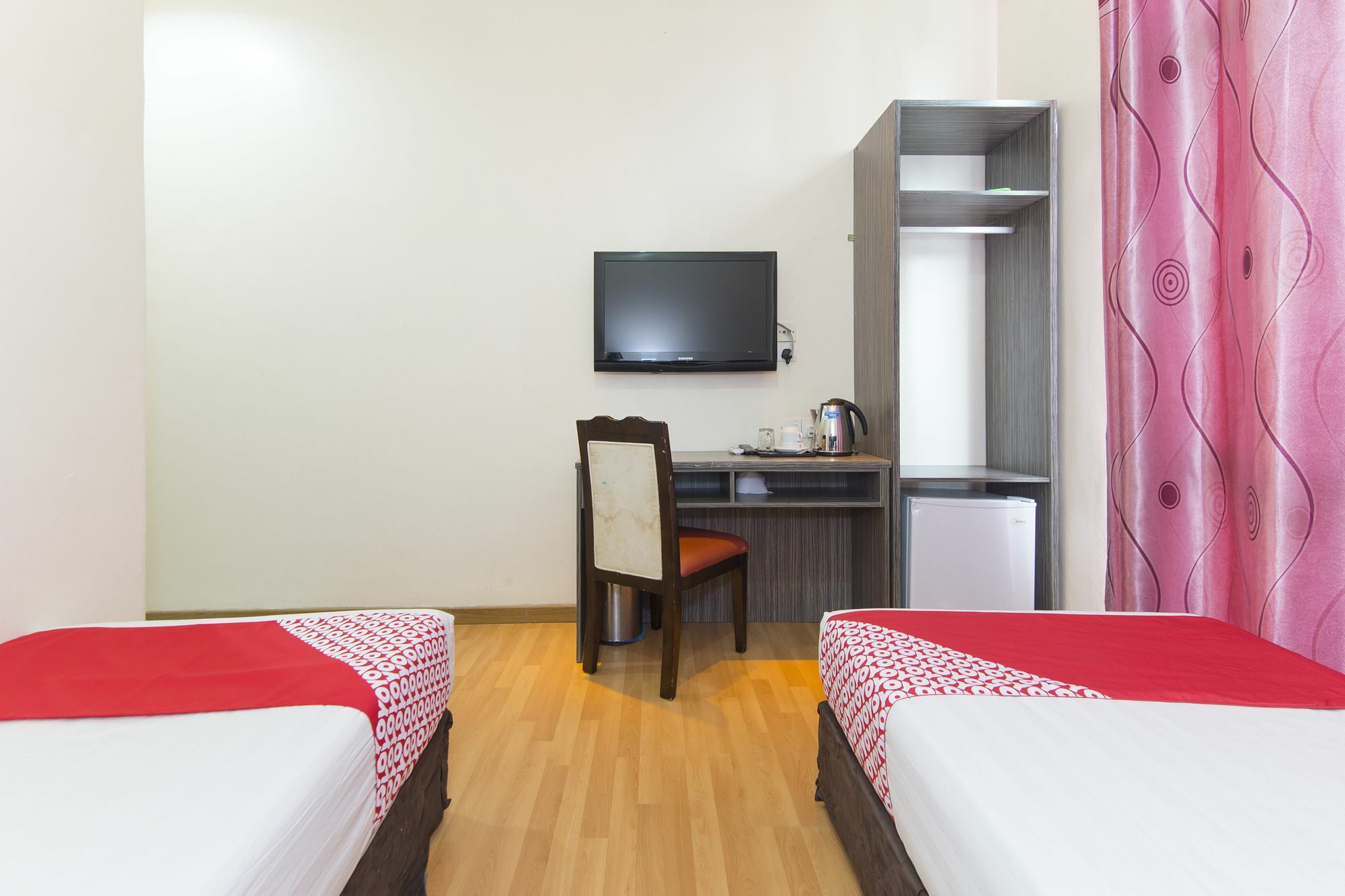 Super Oyo 331 I Boutique Hotel Petaling Jaya Bagian luar foto
